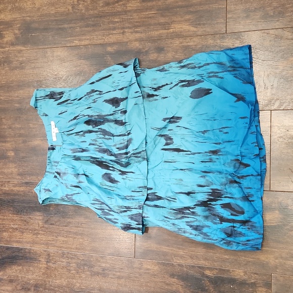 ⚠CABI Serene layered ombre tank M abstract watercolor animal print silk top #142 - Picture 3 of 7